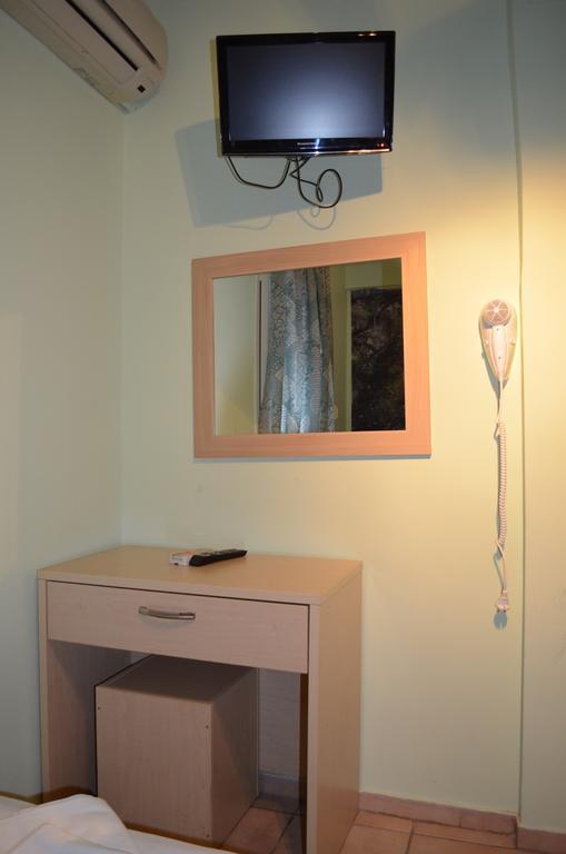 Fontana Rooms Μυτιλήνη Δωμάτιο φωτογραφία