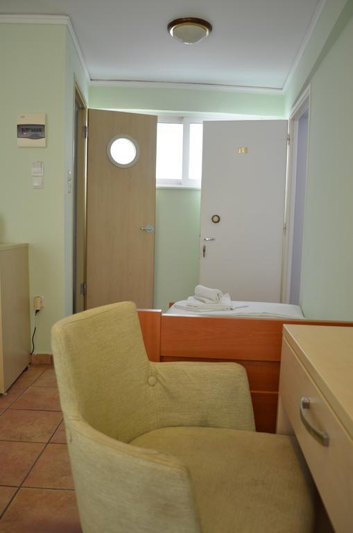 Fontana Rooms Μυτιλήνη Δωμάτιο φωτογραφία