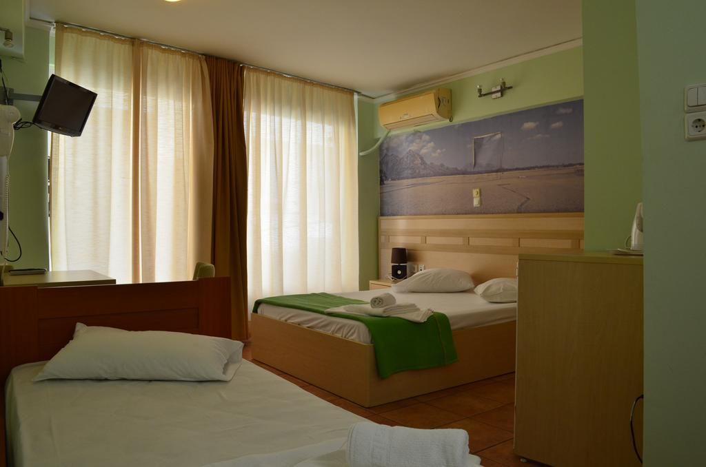 Fontana Rooms Μυτιλήνη Δωμάτιο φωτογραφία
